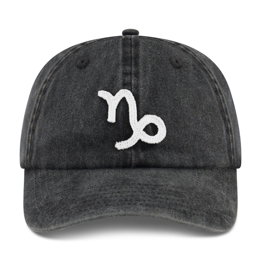 Vintage Capricorn - Papa Cap - Black Snow